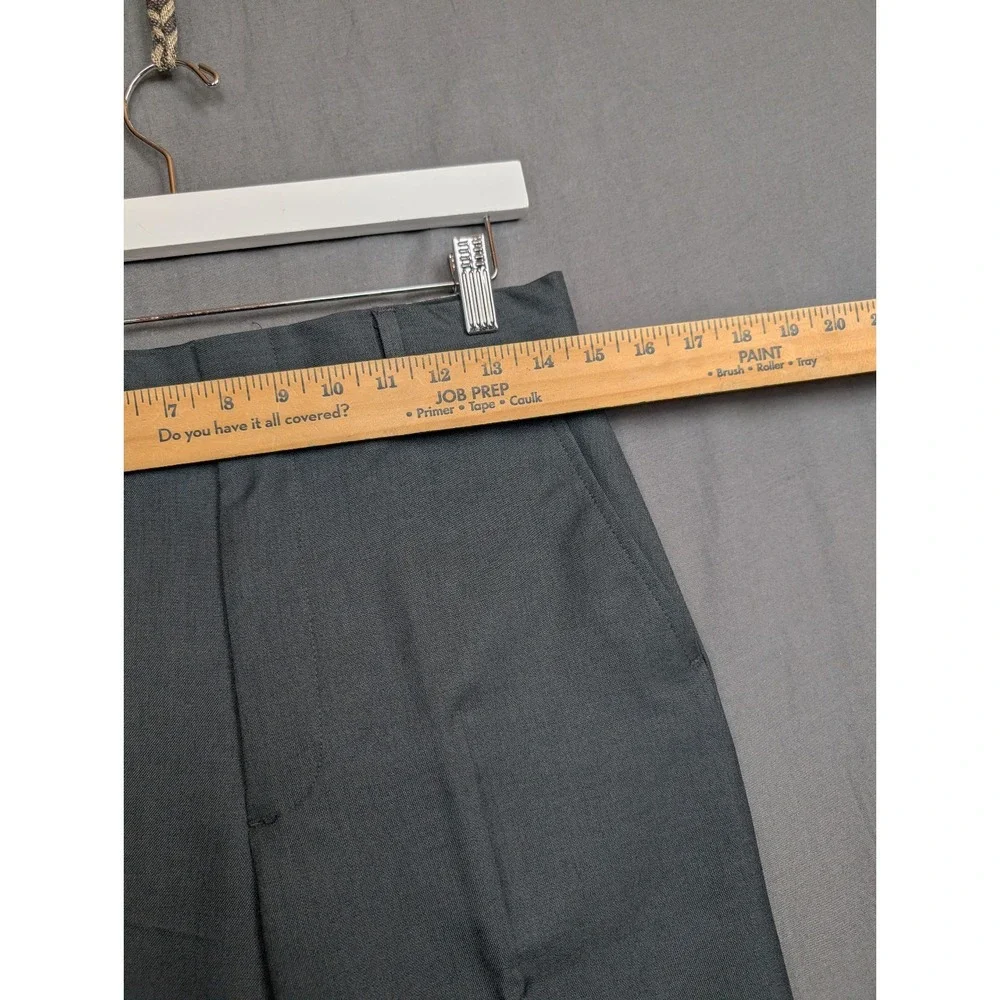 Edwards Men's‎ Grey Flat Front Dress Pants Slacks Size 28 x 32